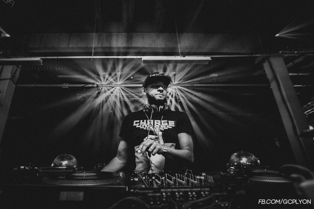Charge clothing Nightmares on Wax